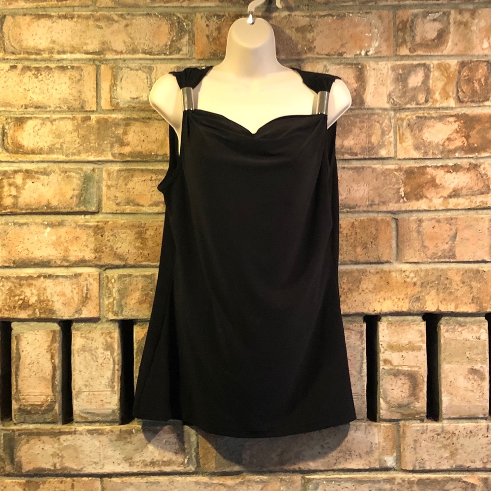 Black Shell Top - Picture 9 of 9